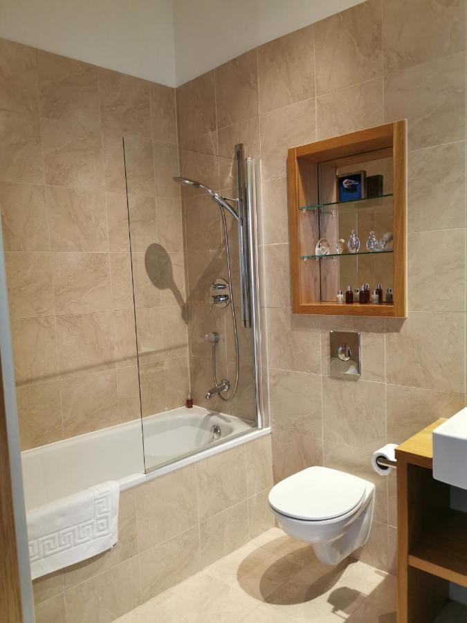 Regent Penthouse Villa Harrogate Exterior photo