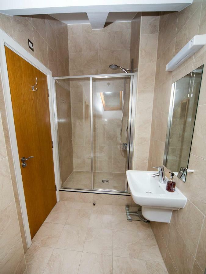 Regent Penthouse Villa Harrogate Exterior photo